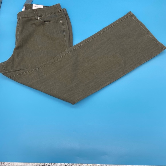 Chico's Platinum Ultimate Fit Denim Jeans Barely Flare Olive Green Size 20 - Picture 2 of 11